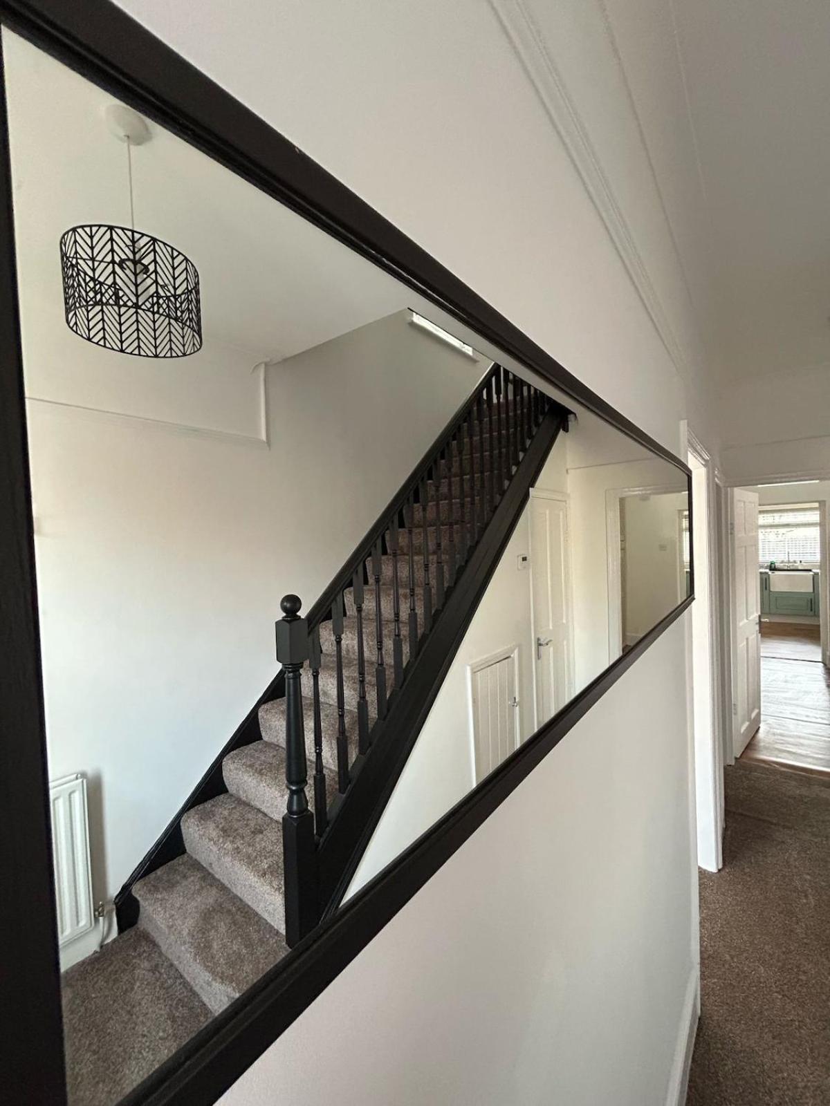 Apartamento Large 4 Bed - Fast Wifi, Smart Tv's & Free Parking - Near A66 Stockton-on-Tees